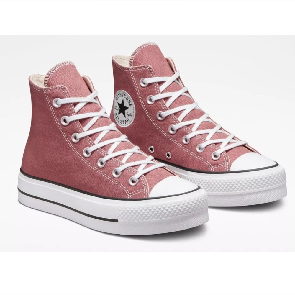 Converse Chuck Taylor All Star Lift Platform High Top Saddle Size 9.5 Women’s
